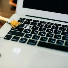 Laptop Klavye Degisimi e1744213043482